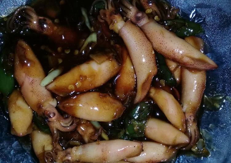 Langkah meracik Cumi cabe ijo yang Lezat