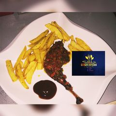 A picture of Chicken and Chips.