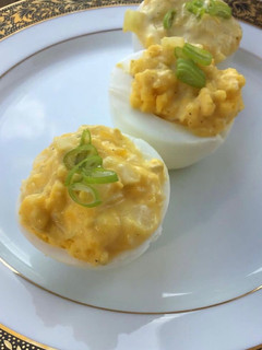 Una foto de Huevos rellenos (piqueos)