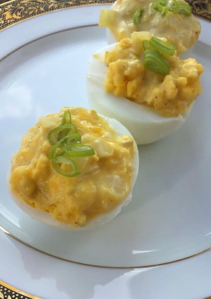 Una foto de Huevos rellenos (piqueos)