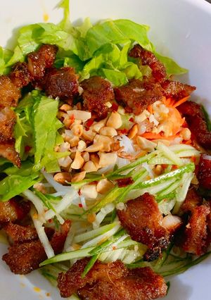 Hình của món Bún thịt nướng.