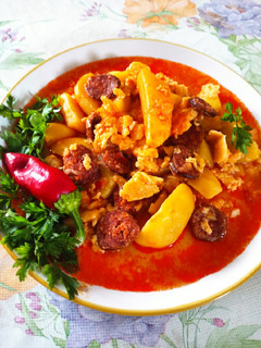 Paprikáskrumpli nokedlivel, bő lében recept fotója