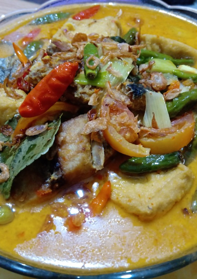 Foto resep Ikan tuna sama tahu masak bumbu kuning 😍