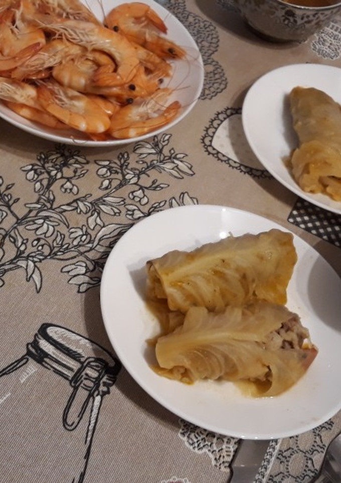 Una foto de Malfuf rollos de col rellenos