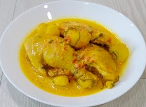 Gambar Ayam Masak Lemak Cili Api