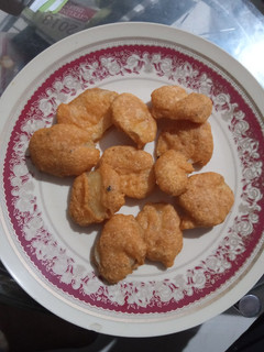 બટાકા ભજીયા (Potato Bhajiya Recipe In Gujarati) રેસીપી મુખ્ય ફોટો