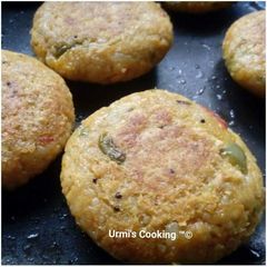 A picture of Masala Rice oats Tikki.