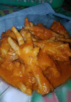 Foto resep Kepala ayam dan ceker mercon empuk sampai tulang enakk 😋
