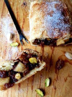 Una foto de Strudel de manzana Apfelstrudel 🇦🇹