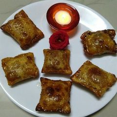 A picture of Stuffed sweet dumplings.