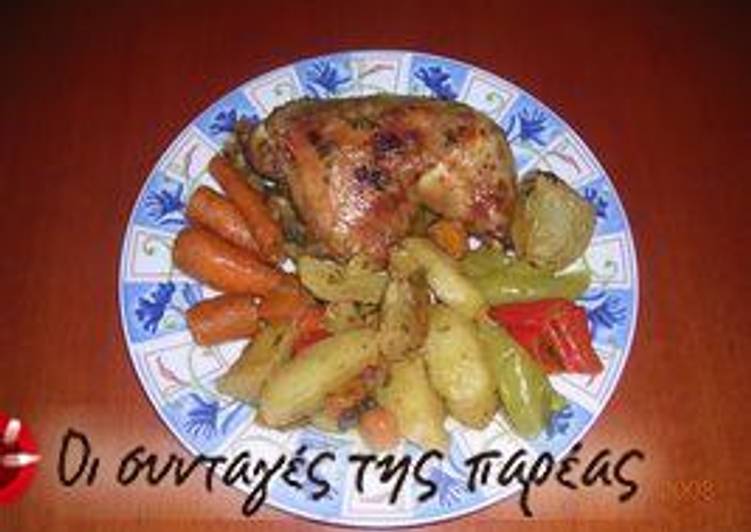 Chicken in the Dutch oven with fragrant potatoes