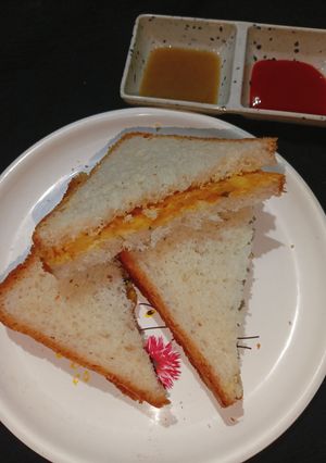 आलू सैंडविच रेसिपी मुख्य फोटो