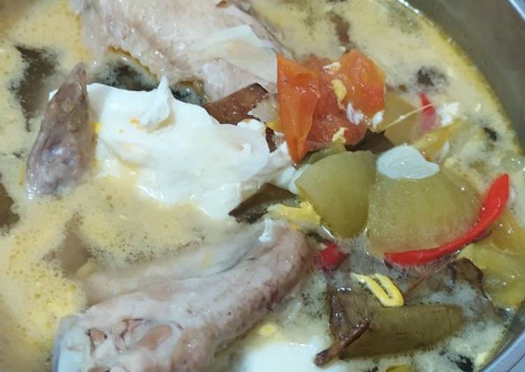 Resep Garang Asem Ayam Tanpa Belimbing Wuluh Lezat