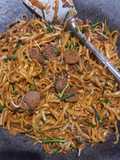 Mie goreng kucai bakso
