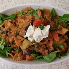 A picture of My Italian Blend, Beef & Veg & Pasta Bows. 😁.