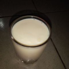 A picture of Sweet lassi.