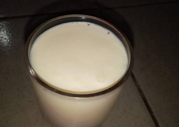 Step-by-Step Guide to Make Favorite Sweet lassi