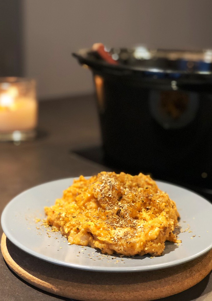 Una foto de Crockpot de pollo y coliflor