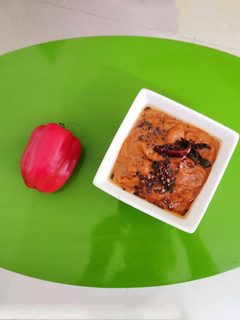 சிகப்பு குடைமிளகாய் சட்னி (Red capsicum chutney) செய்முறை முக்கிய புகைப்படம்