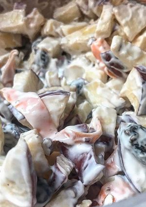 Una foto de Ensalada navideña saludable