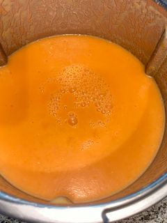 Una foto de Gazpacho de manzana y zanahoria