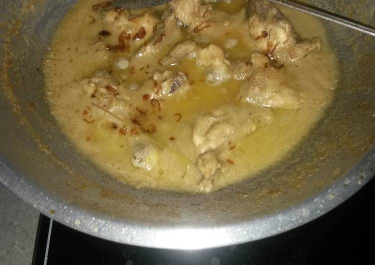 Resep Opor ayam putih (ayam masak putih), Menggugah Selera