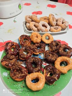 Φωτογραφία της συνταγής Donuts με σοκολάτα και ζάχαρη!