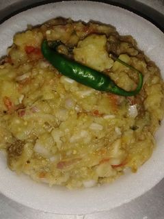 चोखा (बैंगन का भरता) (Chokha / baingan ka bharta recipe in hindi) रेसिपी मुख्य फोटो