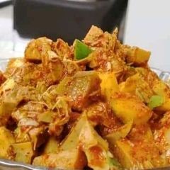 A picture of Sweet and sour mango pickle.