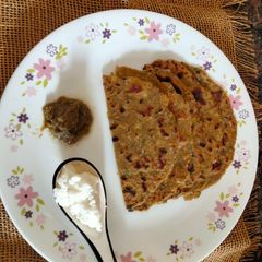A picture of Multigrain Mix Vegetable Paratha.