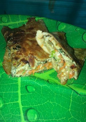 A picture of Egg paratha.