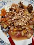 Frutas tibias cocinadas en sartén