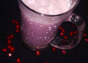 How to Make Yummy Pomegranate milkshake
