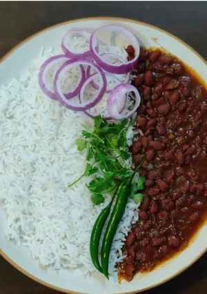 A picture of Rajma Chawal ♥️.