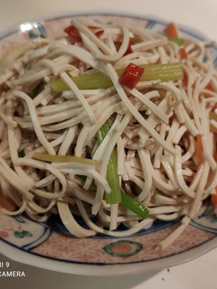 夏日☀️涼拌乾絲 的食譜成品照片