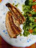 Filete de salmón con verduras
