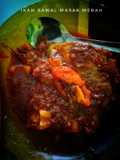 Ikan bawal goreng pedas