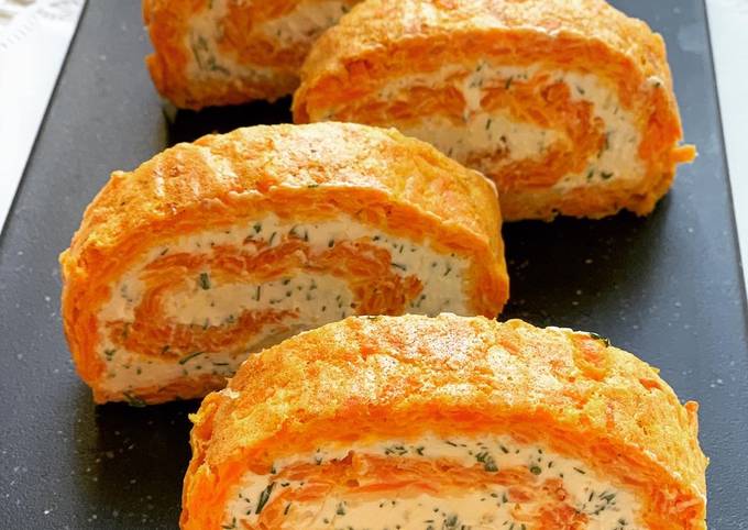 Морковный рулет с творожным сыром