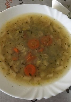 Zöldséges póréhagymaleves 🥕🥣 recept fotója