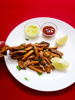 રતાળુ ચિપ્સ (Ratalu Chips Recipe In Gujarati) રેસીપી મુખ્ય ફોટો