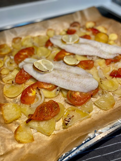 Una foto de Panga al horno con verduritas