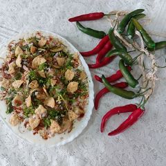 A picture of Dahi bada mixed chat papri.