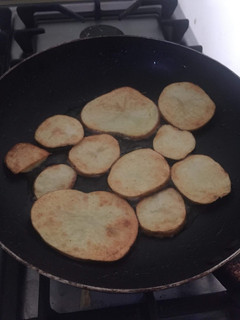 Una foto de Papas doradas