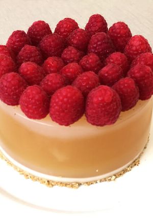 Foto principal de Tarta de leche de arroz con frambuesas