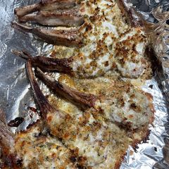 A picture of Parmesan Crusted Lamb Chops (Long Horn copycat).