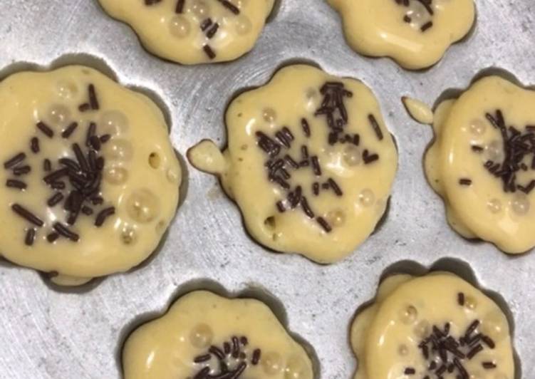 Kue cubit cubitan tanpa mixer mixeran😁✌️