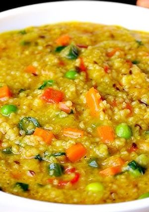 A picture of Easy Peasy Moong Dal Daliya:.