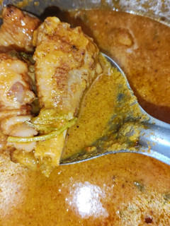 ஆட்டுக்கால் பாயா குழம்பு(paya kulambu recipe in tamil) செய்முறை முக்கிய புகைப்படம்