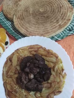 صورة لوصفة فريت اومليت بالجبن وكبد الدجاج