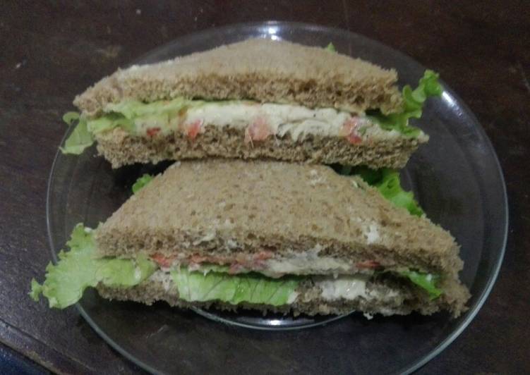 Chicken carrot sandwiches